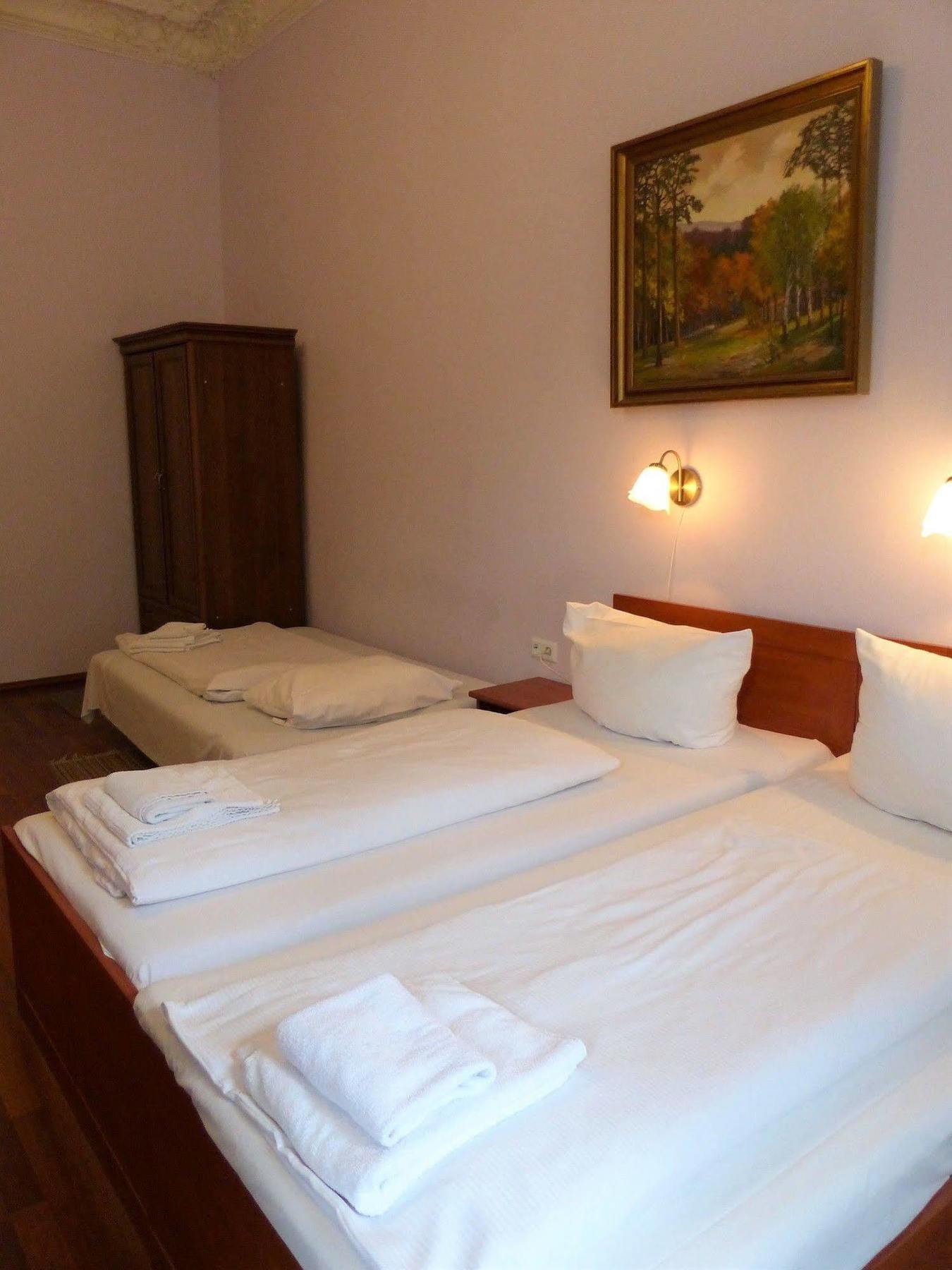 Hotel Eden Am Zoo Берлин Экстерьер фото