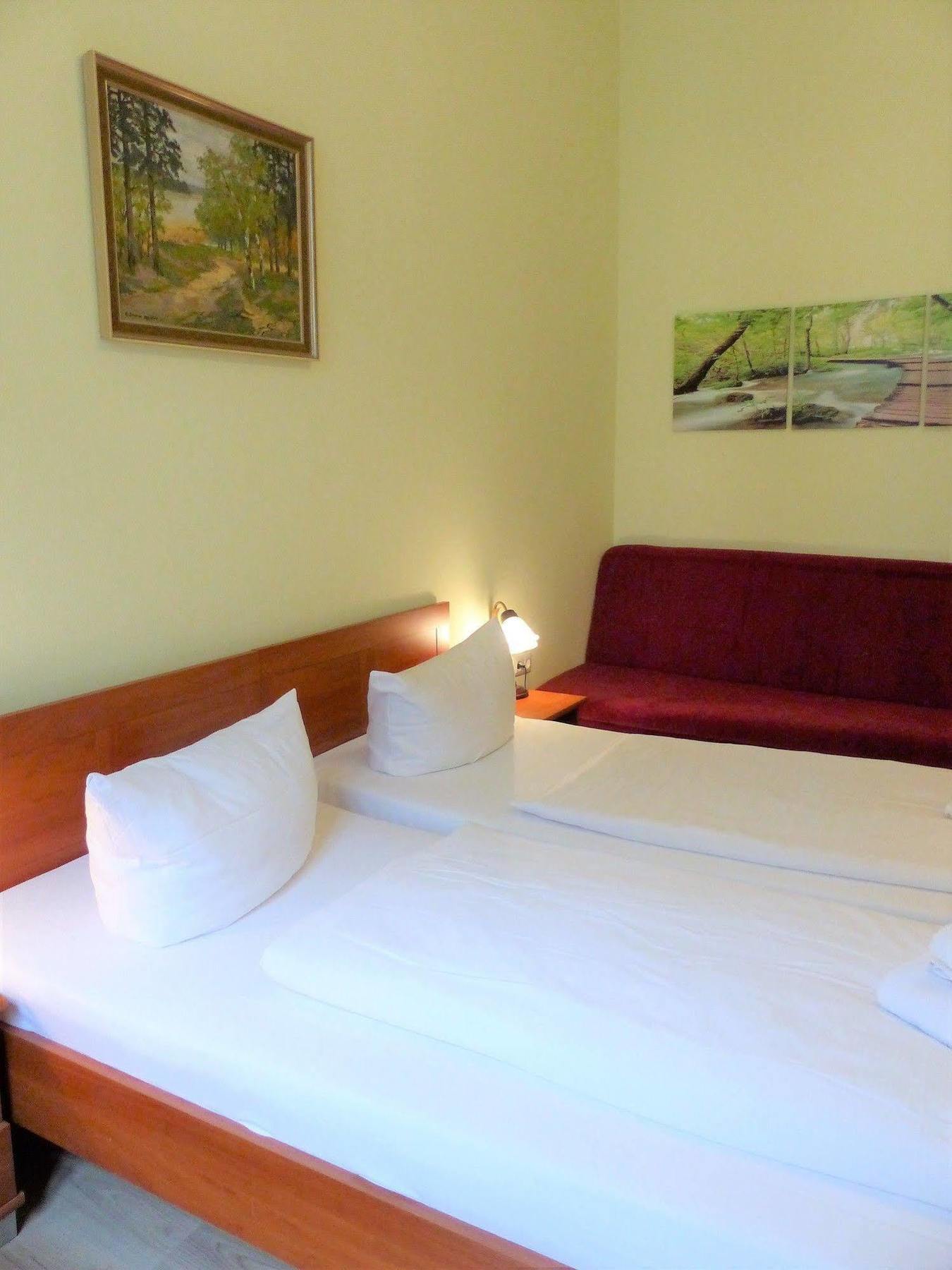 Hotel Eden Am Zoo Берлин Экстерьер фото