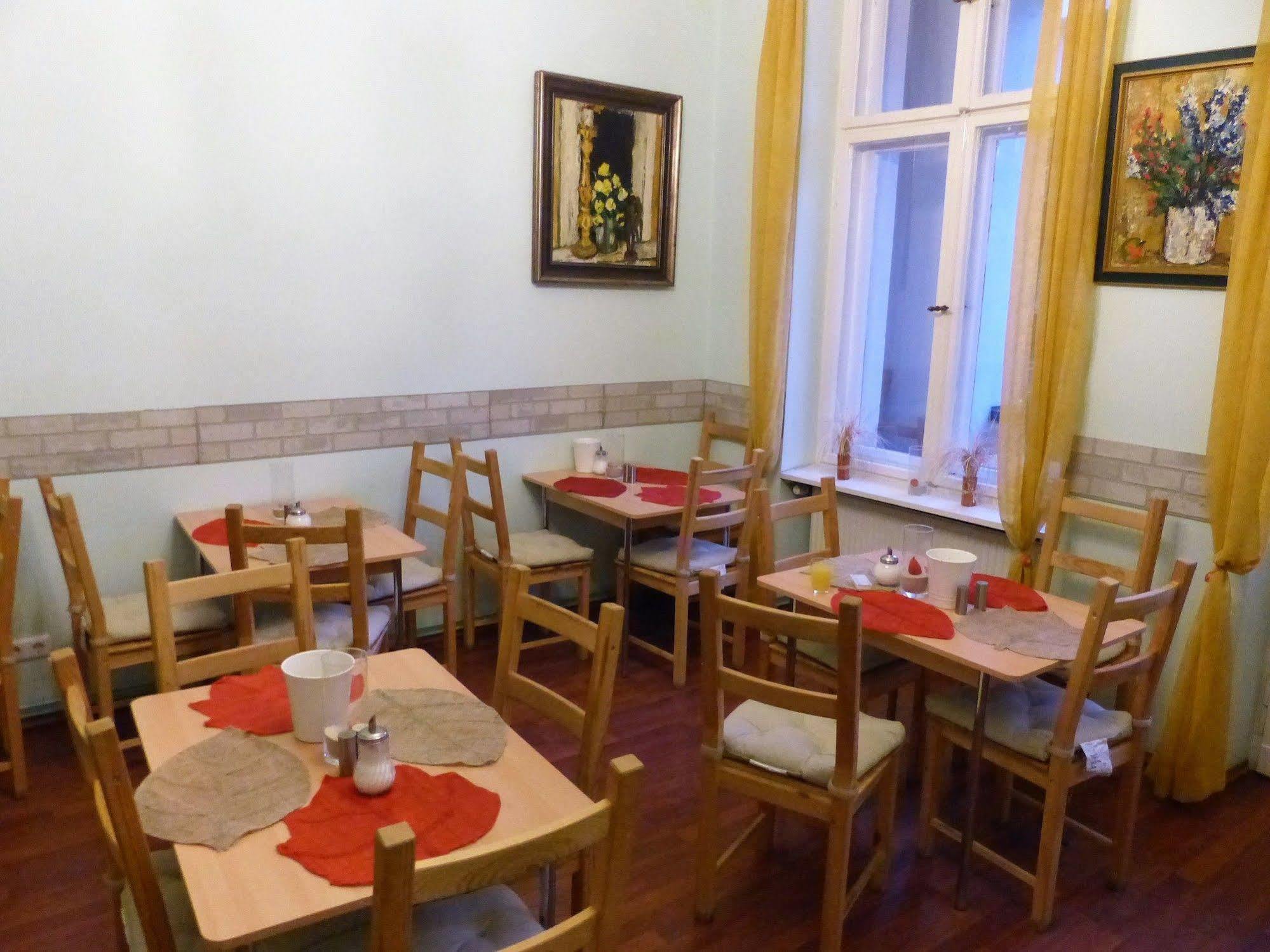 Hotel Eden Am Zoo Берлин Экстерьер фото