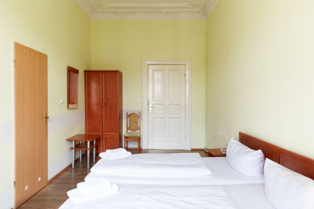 Hotel Eden Am Zoo Берлин Экстерьер фото