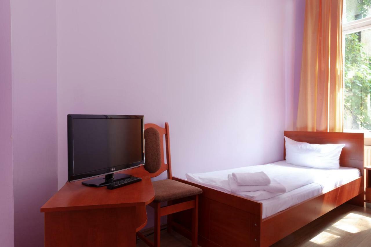 Hotel Eden Am Zoo Берлин Экстерьер фото